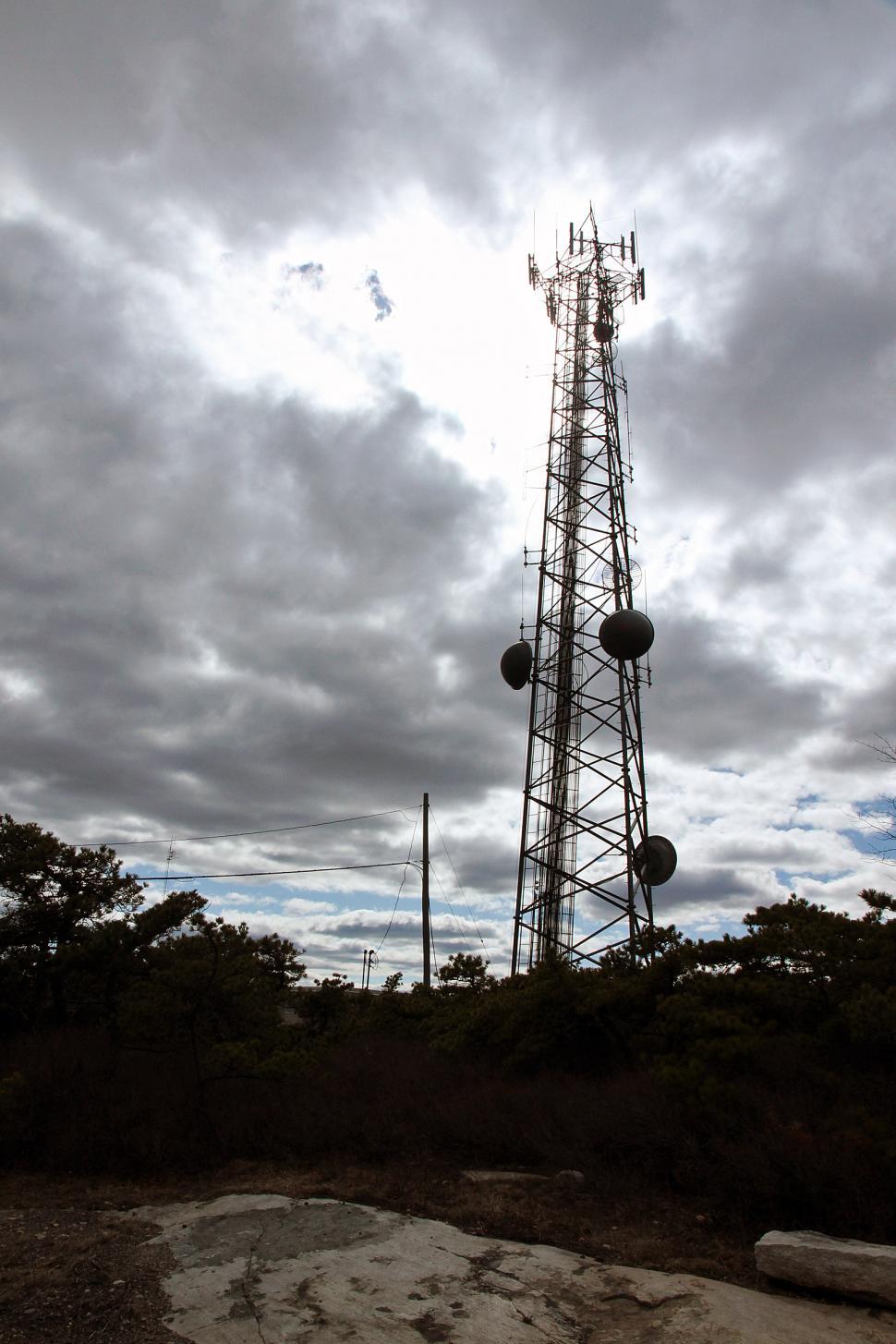 Free Image of Cell Tower 