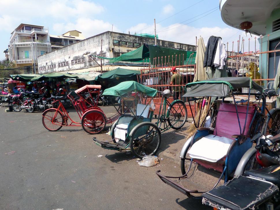 Free Image of Cambodian cyclos -Phnom Penh 