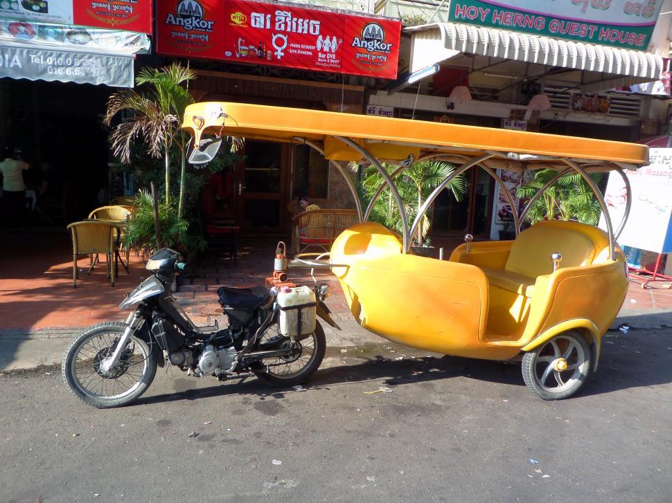 Free Image of Cambodian tuk tuk taxi 