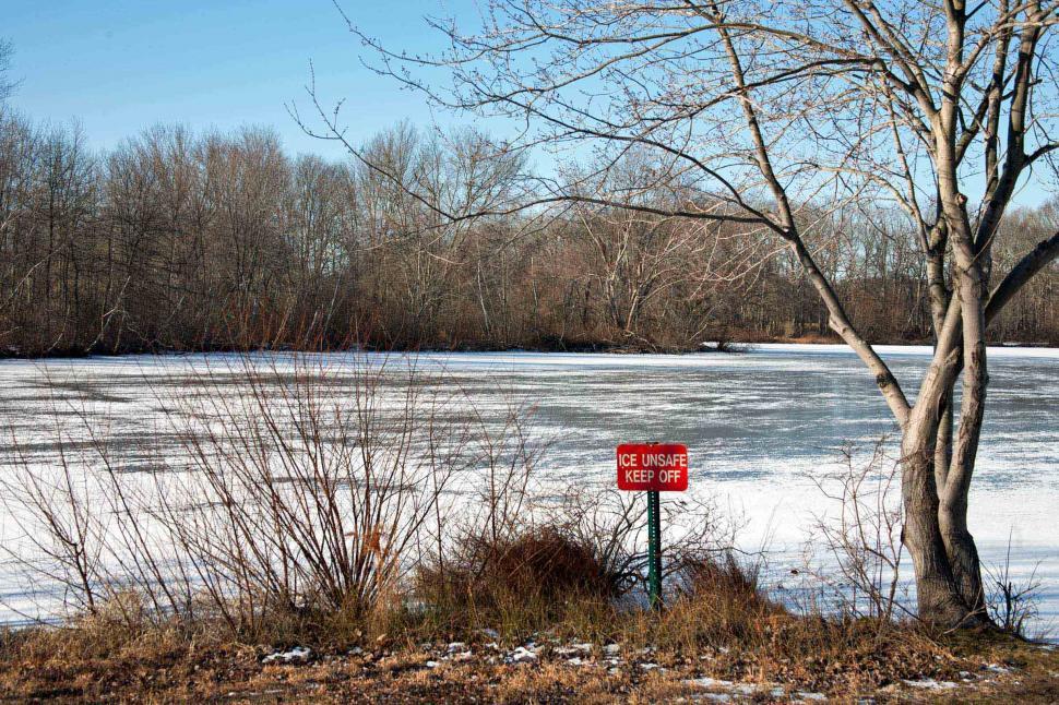 Free Image of Frozen Pond Keep Off Sign Warning 