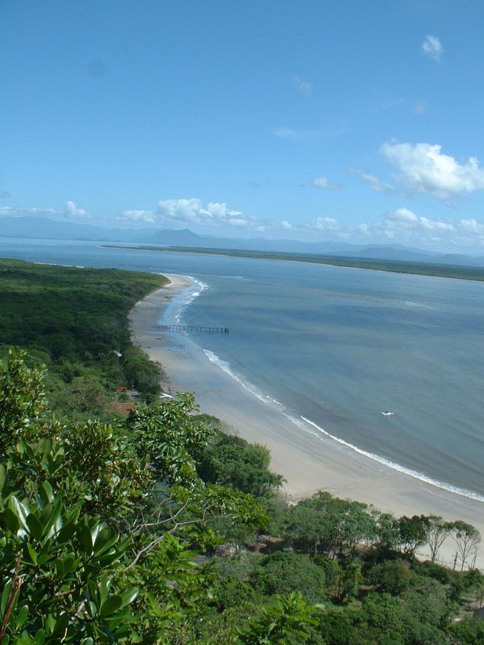 Free Image of Ilha do Mel, island beach shoreline 