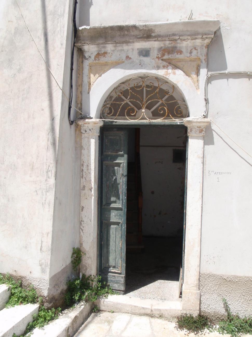 Free Image of Around Corfu, Door-way entrance. 