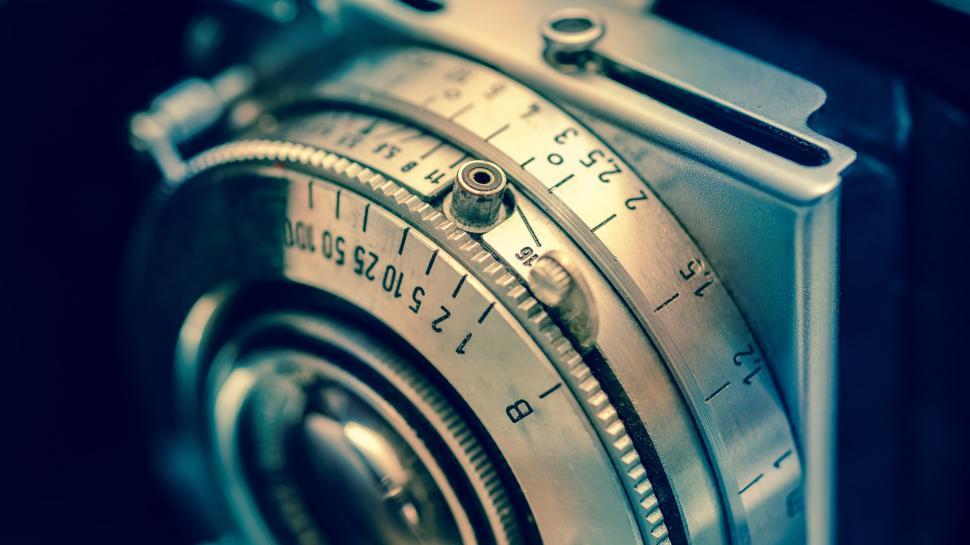 Free Image of Close Up of an Old Fashioned Camera 