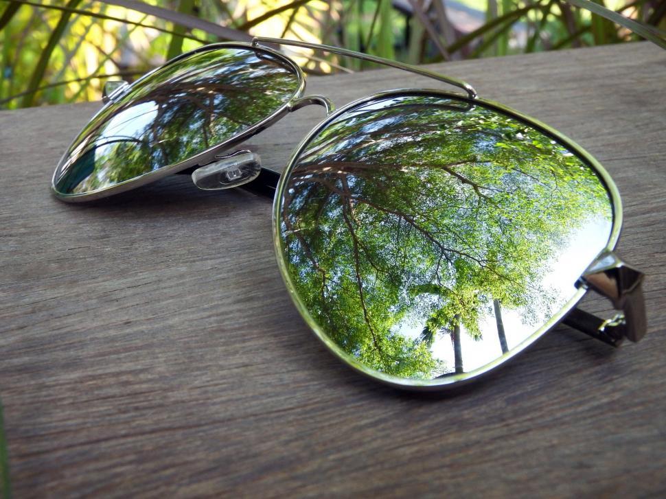Free Image of Sunglasses Reflection of Summer  
