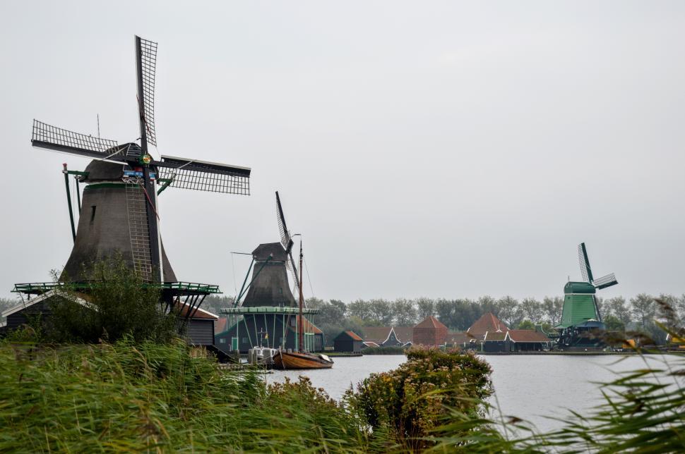 Free Image of Dutch Windmills  