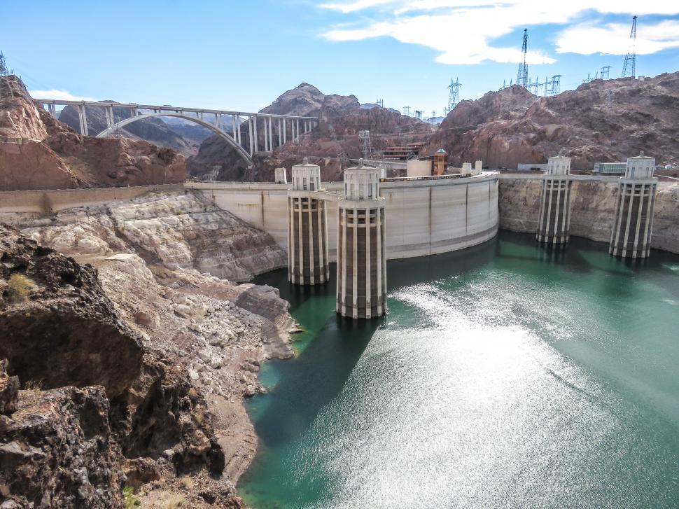 Free Image of Hoover Dam with low water level 