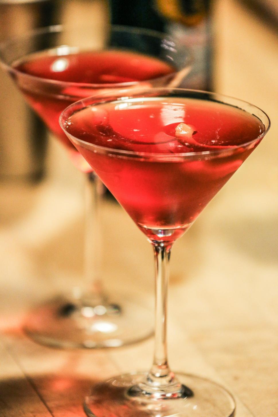 Free Image of Cocktails ready to serve 