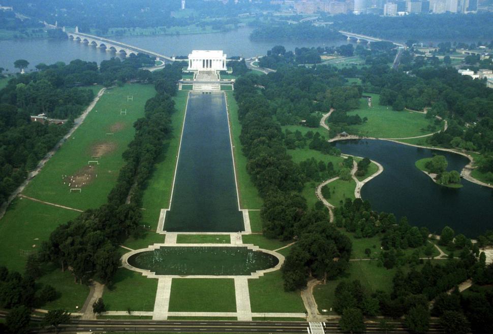 Free Image of Lincoln Memorial Aerial 