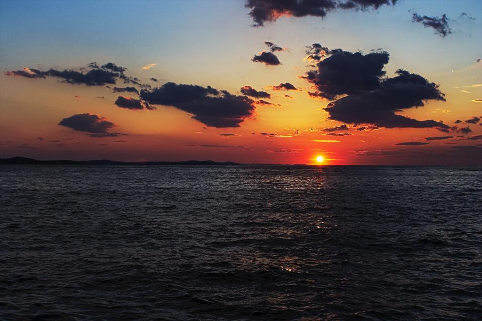 Free Image of Sunset on Adriatic 