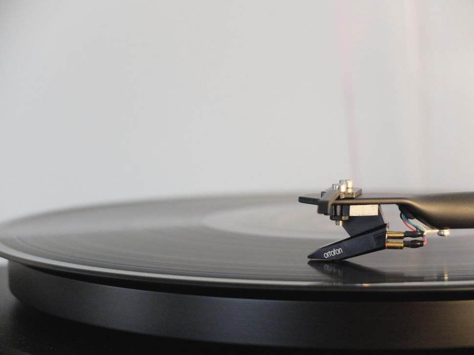 Free Image of Record Player Playing Vinyl Record 