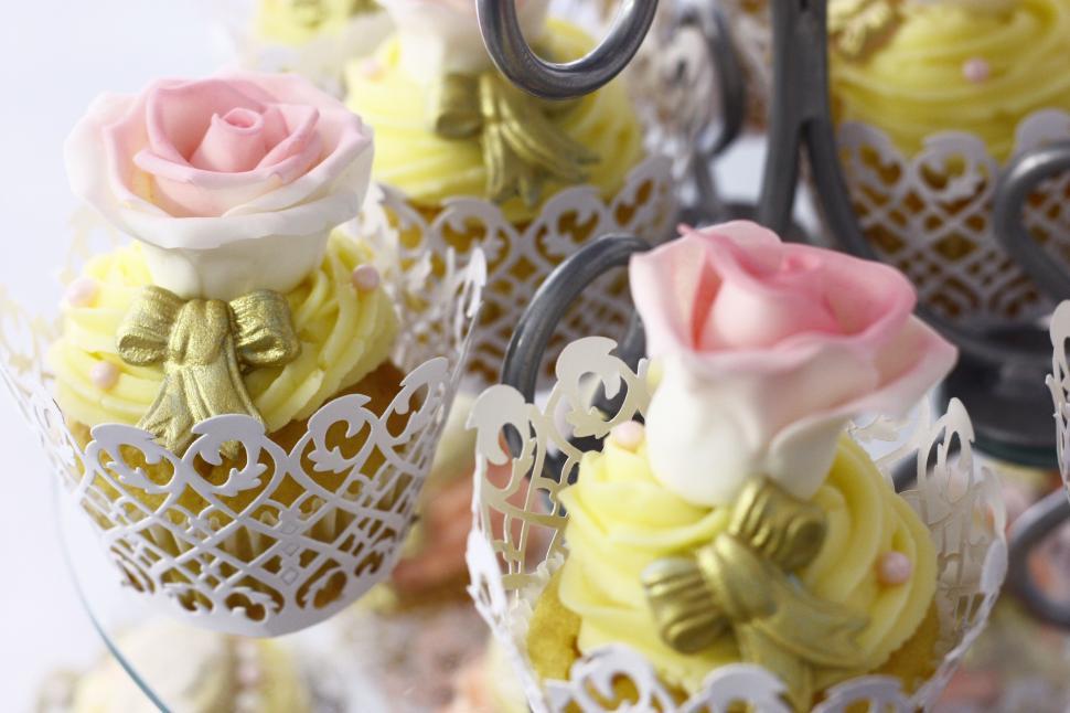 Free Image of Close Up of Cupcakes Decorated With Flowers 