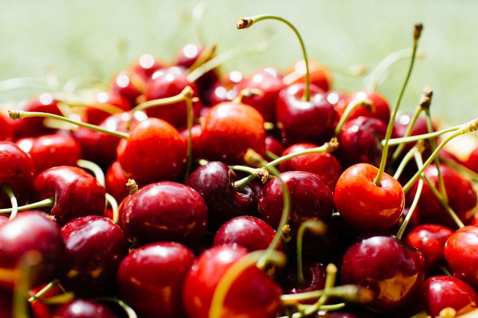Free Image of Close Up of a Bowl of Cherries 