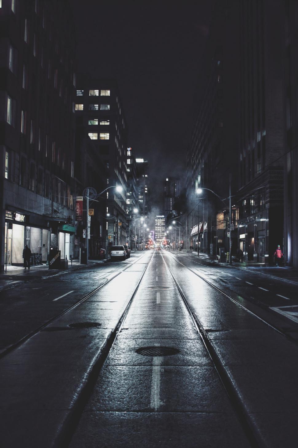 Free Image of Quiet Dark City Street at Night 