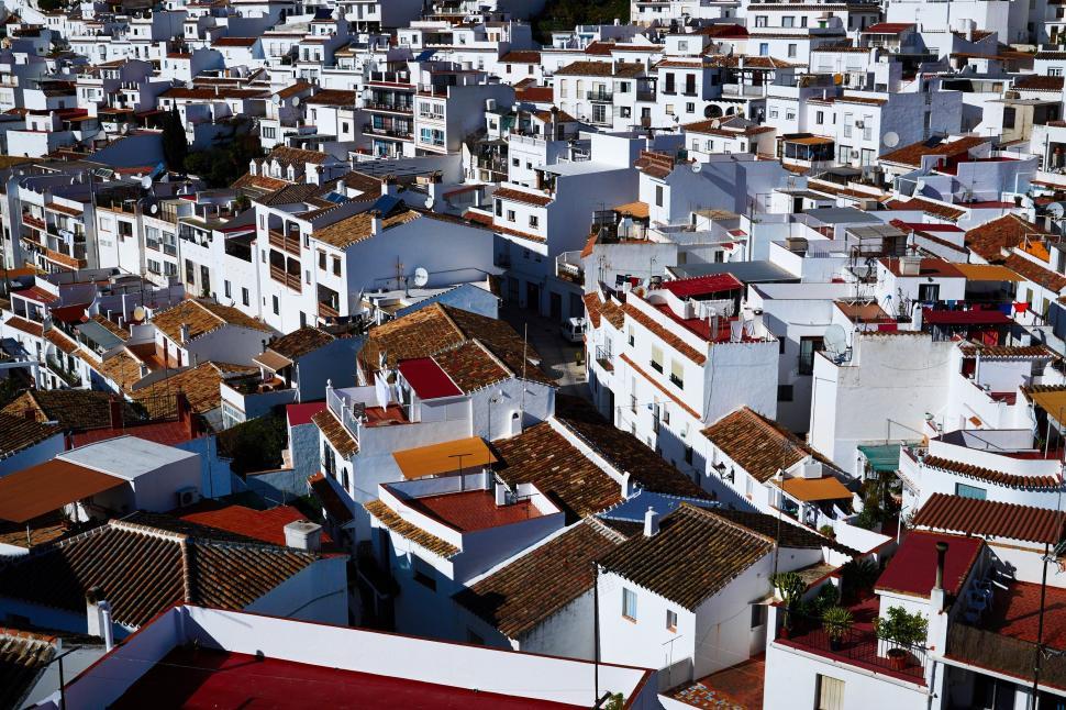 Free Image of A City View With Numerous White Buildings 