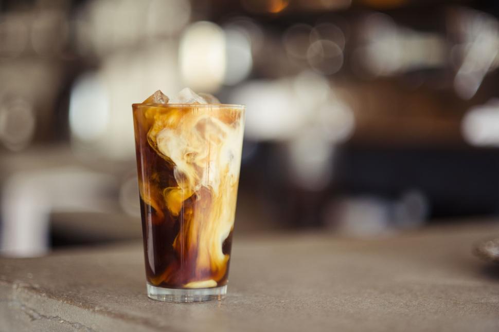 Free Image of Glass of Ice Tea on Table 