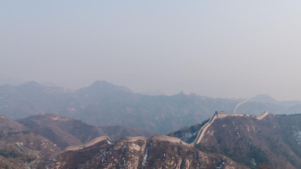 Free Image of A View of the Great Wall of China From the Top of a Mountain 