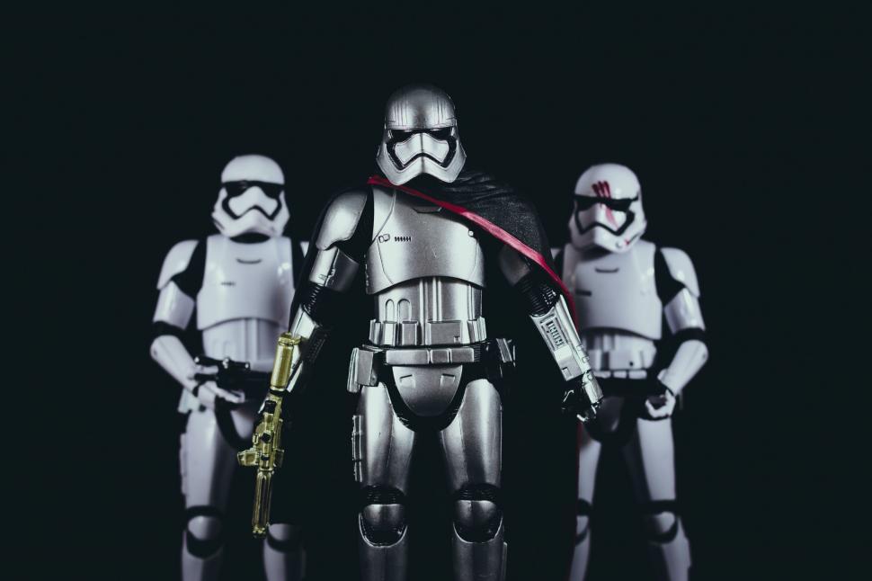 Free Image of Group of Star Wars Action Figures Standing Together 