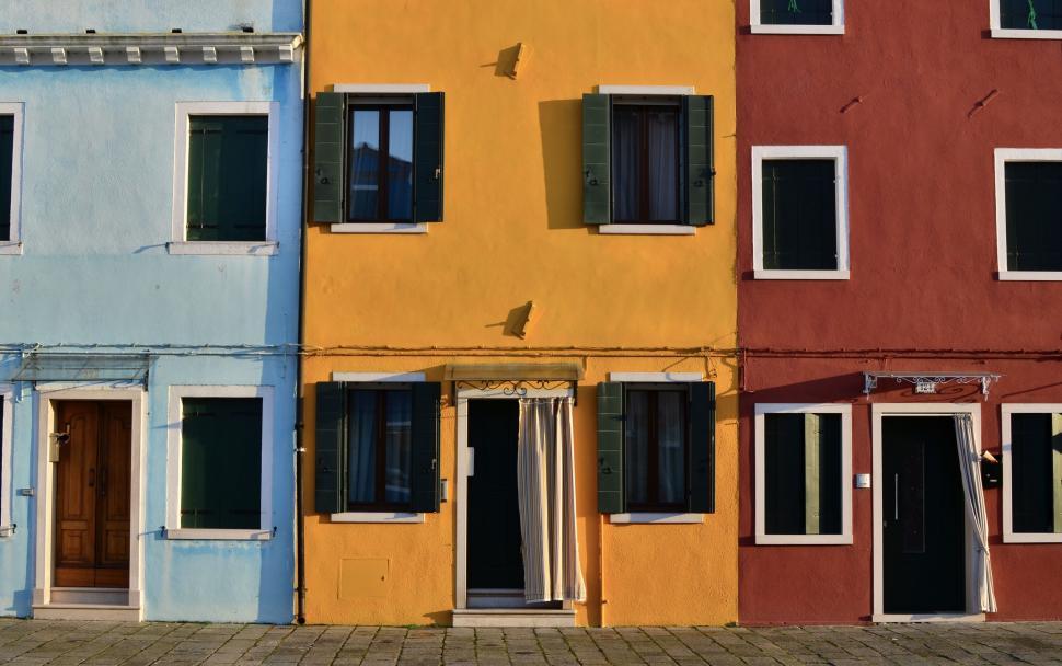 Free Image of Row of Multicolored Buildings in Urban Area 