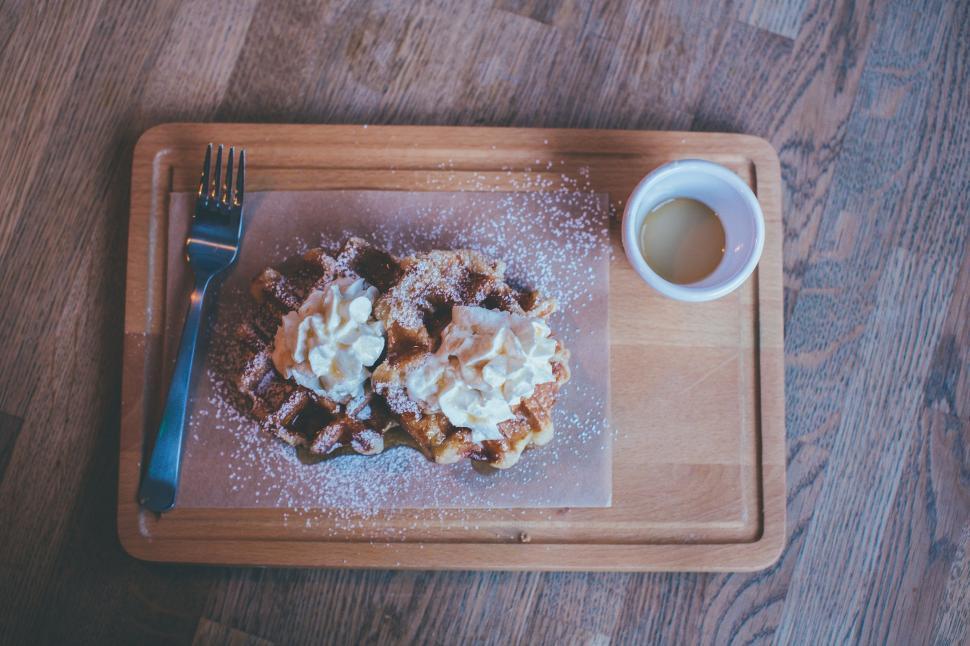 Free Image of Wooden Tray With Dessert and Coffee 