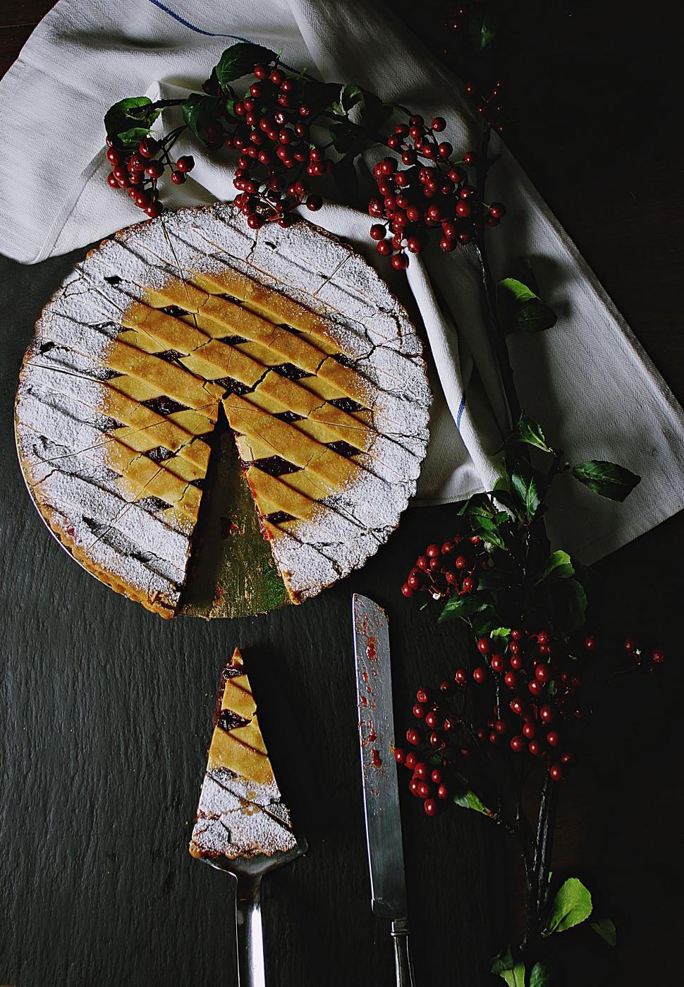 Free Image of Piece of Pie and Knife on Table 