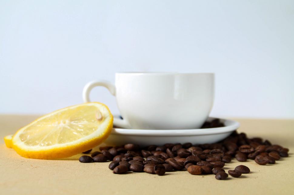 Free Image of Cup of Coffee With Lemon Slice 