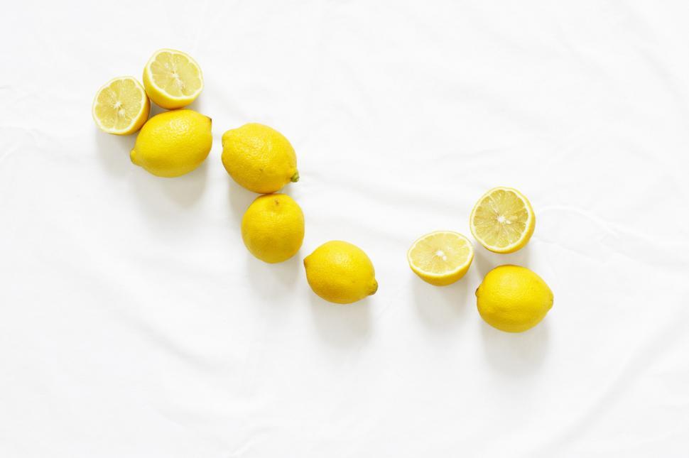 Free Image of Group of Lemons on White Table 