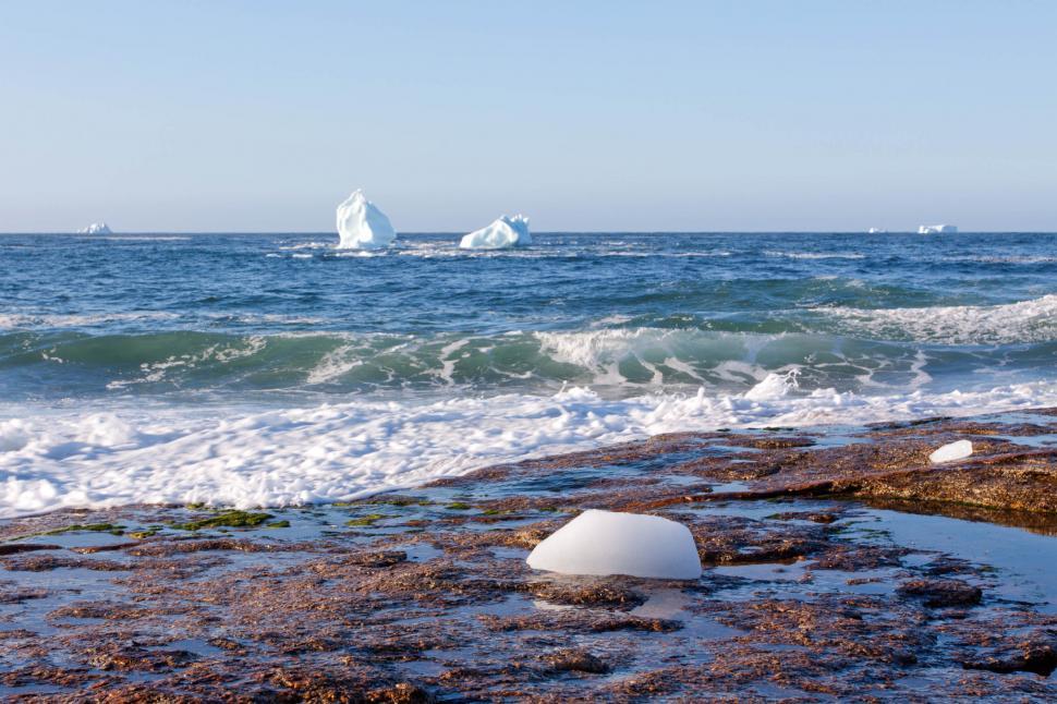 Free Image of Iceberg at coastline 