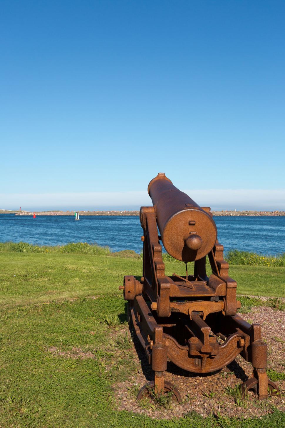 Free Image of Cannon 