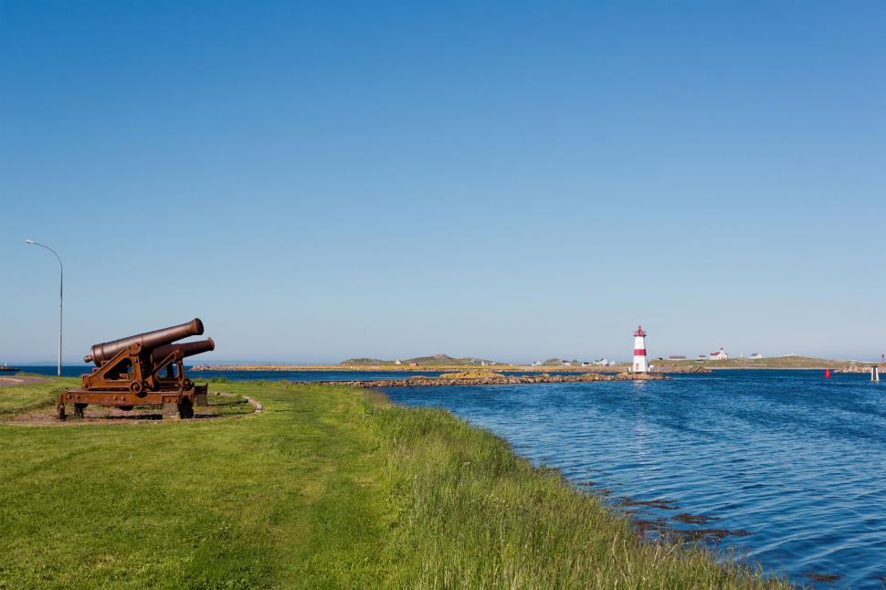 Free Image of Cannons and Lighthouse 
