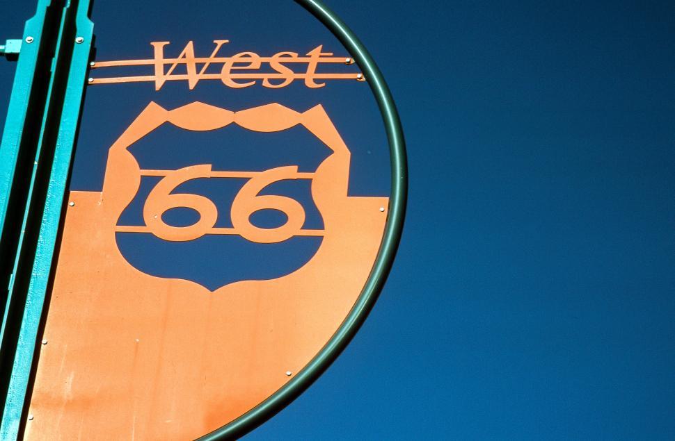 Free Image of Route West 66 