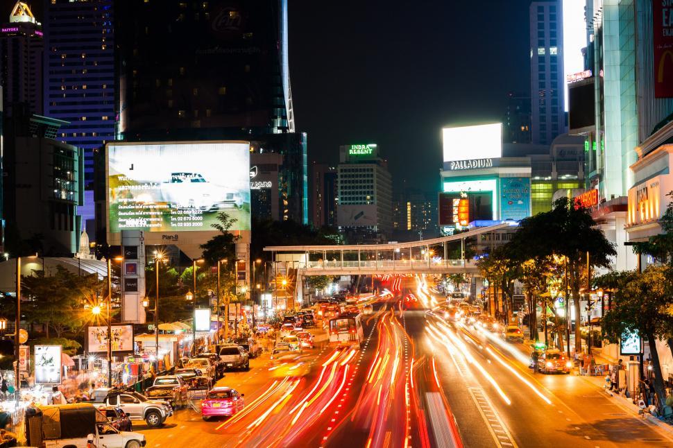 Free Image of Busy City Street Jammed With Nighttime Traffic 