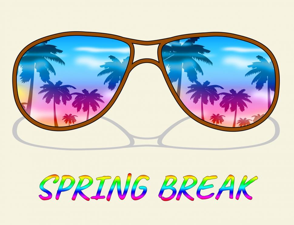 Free Image of Spring Break Means Springtime Parties On The Beach 