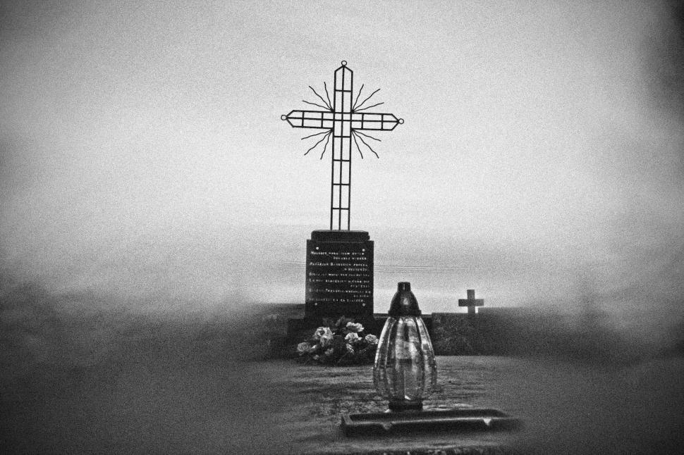 Free Image of Black and White Photo of a Cross 