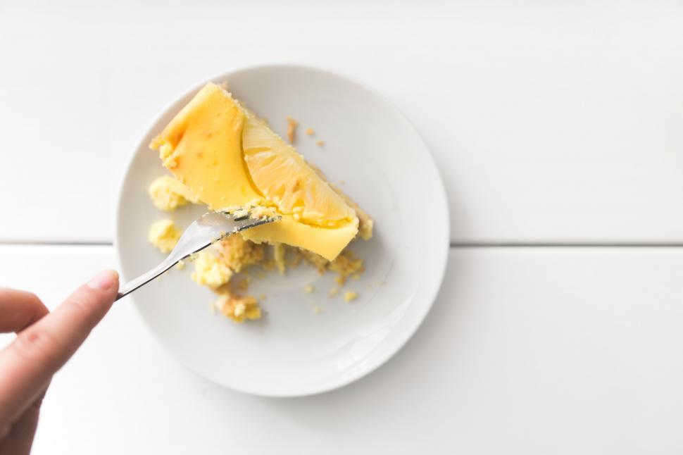 Free Image of White Plate With Piece of Cake 