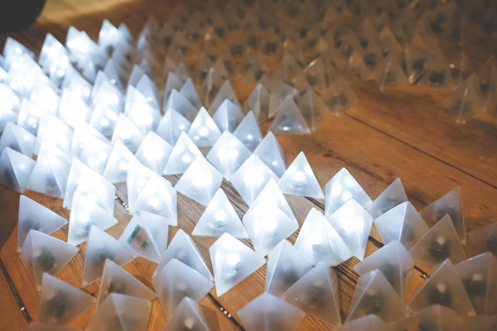 Free Image of Constellaction Glow Glowing LDF Light Small design designer installation led new pyramid Ã…ÂDF Ã…ÂÃƒÂ³dÃ…ÂºDesignFestival 
