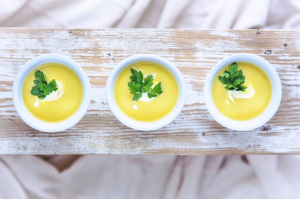 Free Image of Three Bowls of Soup With Parsley 