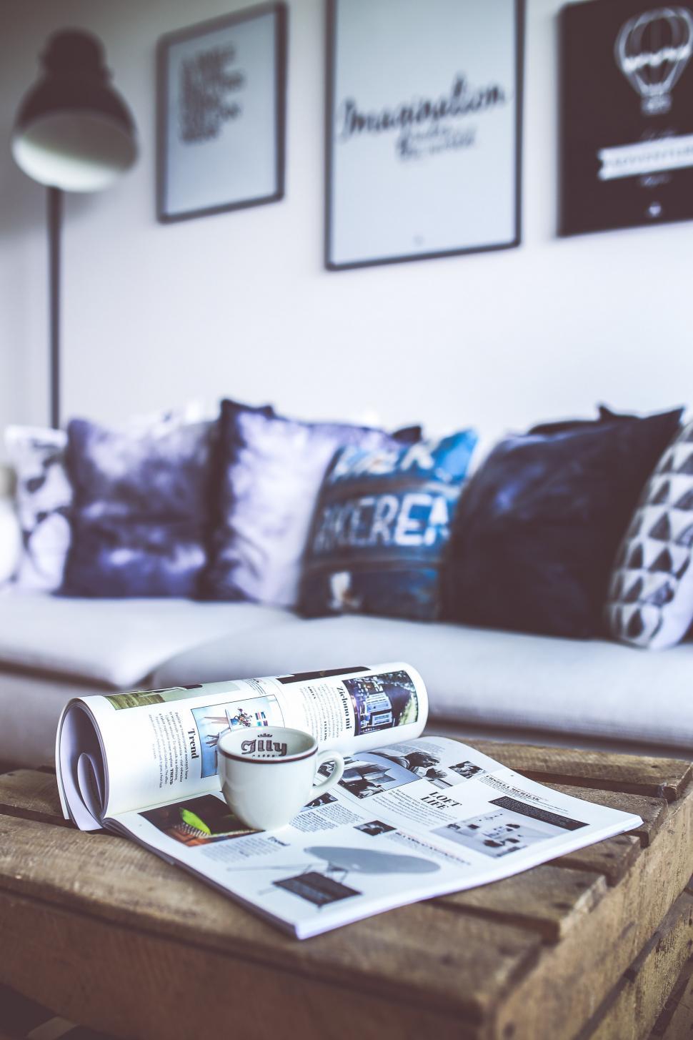 Free Image of Coffee Table With Newspaper 