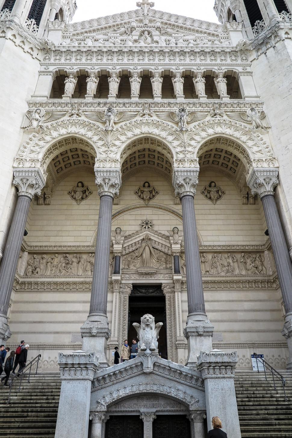 Free Image of Front of the Lyon Cathedral 