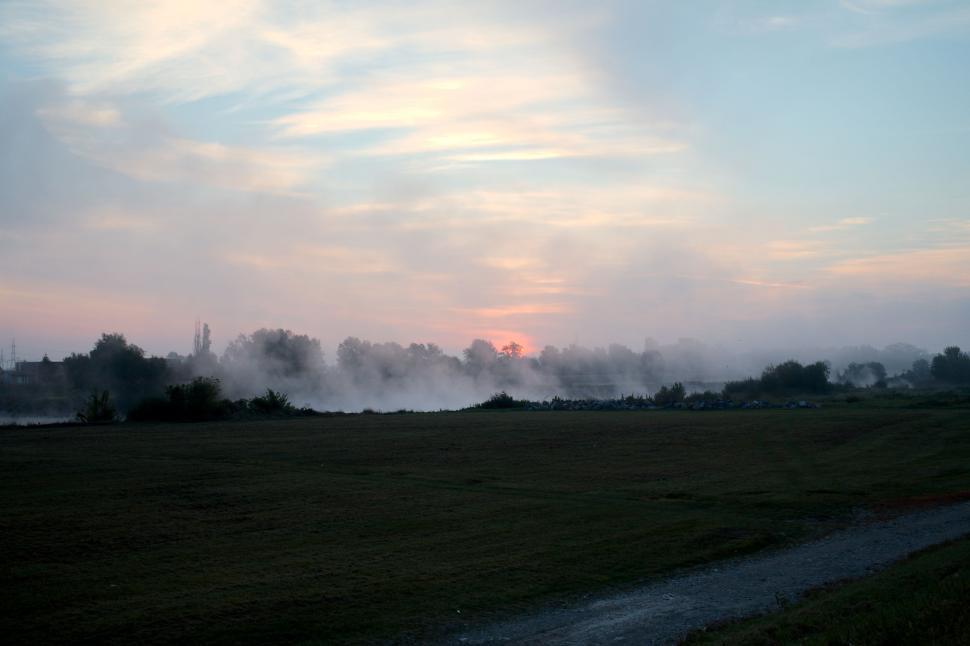 Free Image of Mist On the river  