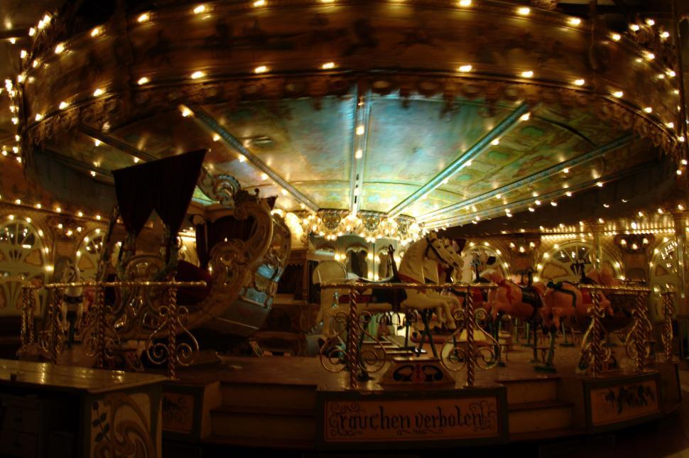 Free Image of Vibrant Carousel With Many Lights 