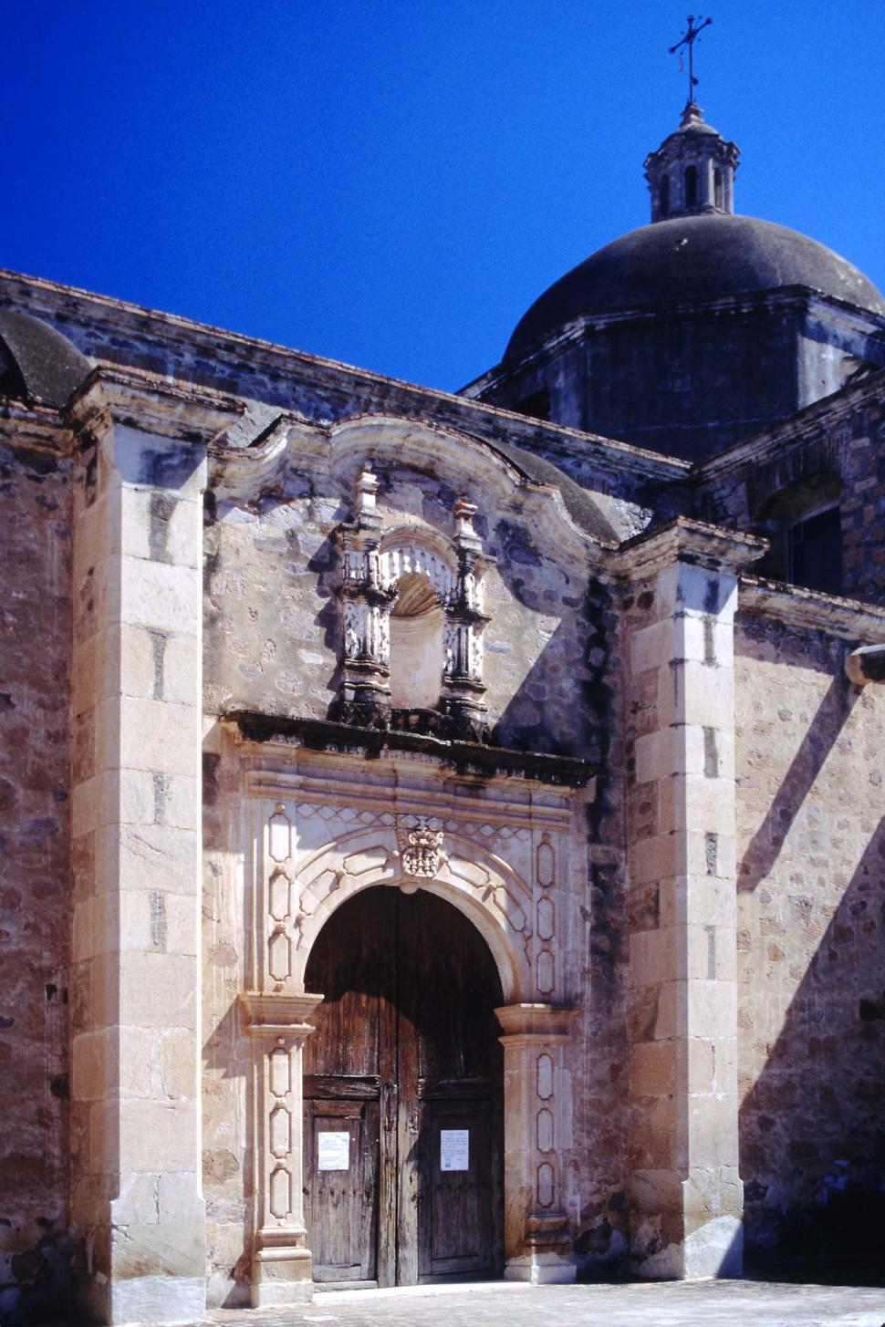 Free Image of Ancient facade in Alamos Sonora Mexico 