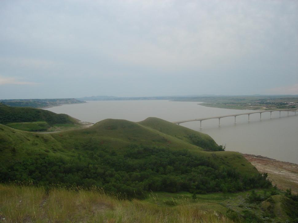 Free Image of Bridge across Missouri River 