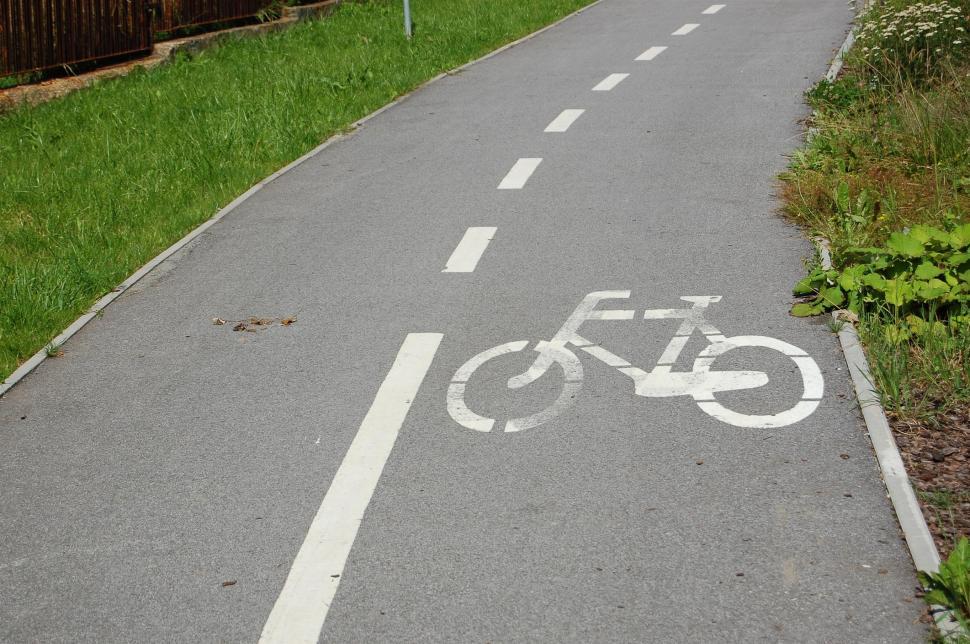 Free Image of Bicycle Lane With Bike Painting 