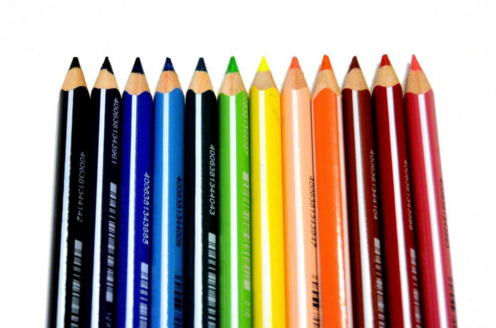 Free Image of Row of Colored Pencils Arranged Neatly 