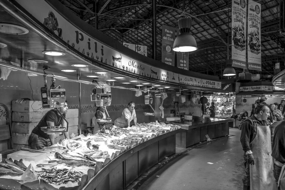Free Image of Bustling Fish Market in Black and White 