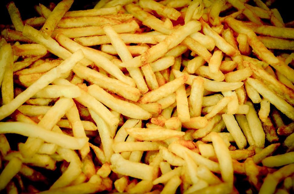 Free Image of Pile of French Fries on Table 