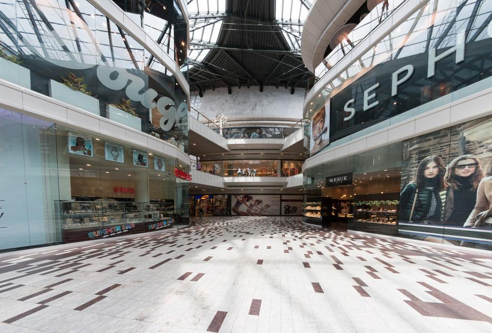 Free Image of An Empty Shopping Mall 
