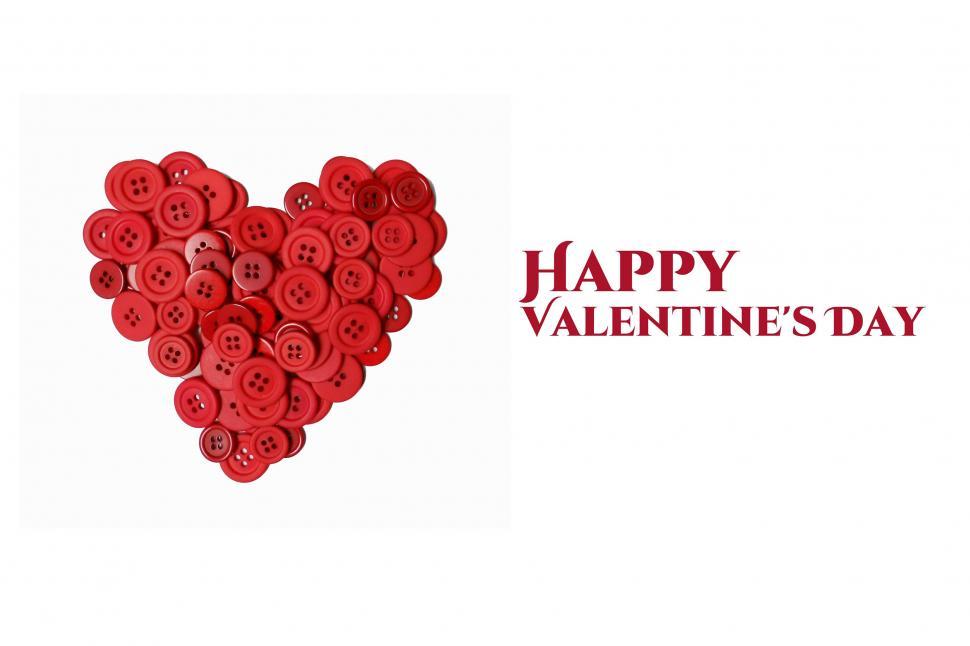 Free Image of Button Heart With Happy Valentines Day Text 