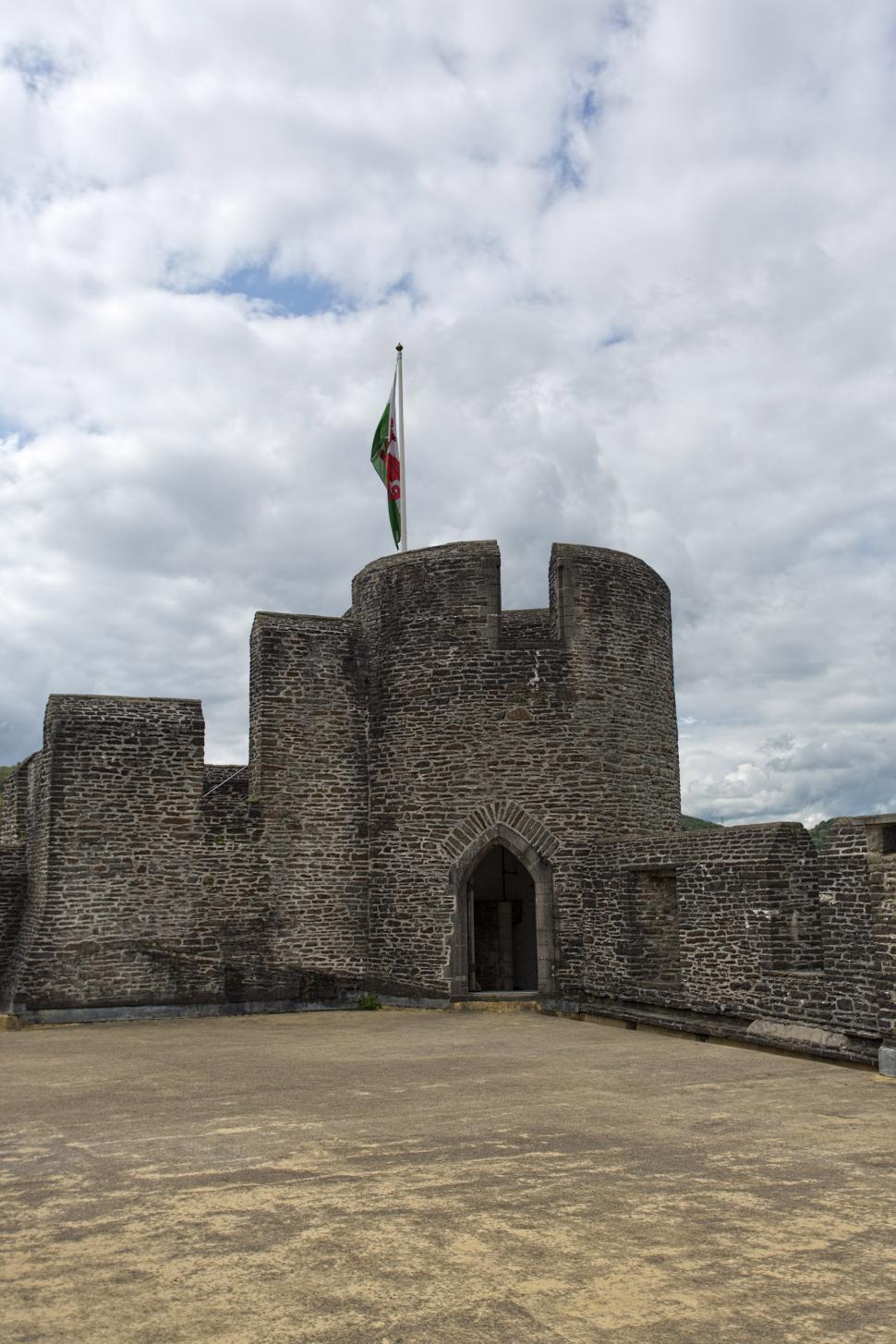 Free Image of Caerphilly castle tower 