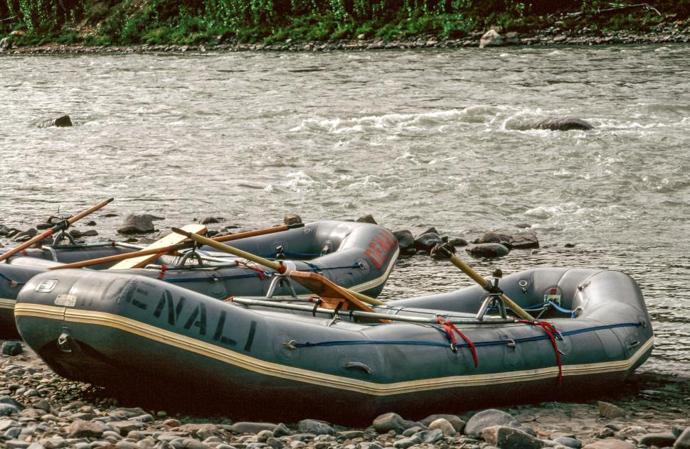 Free Image of River rafts 